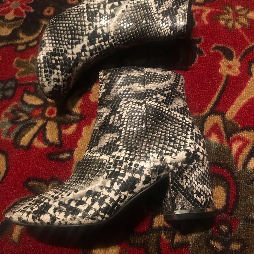 Primark Snake Skin Print Booties
